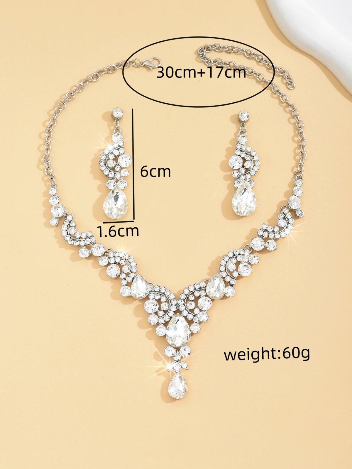 Glamorous Wedding Necklace Set